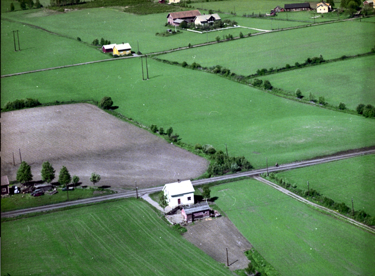 Widerøes Flyveselskap A/S, FLYFOTO VOLD