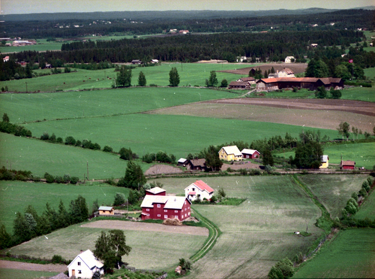 Widerøes Flyveselskap A/S, FLYFOTO JOHNSRUD