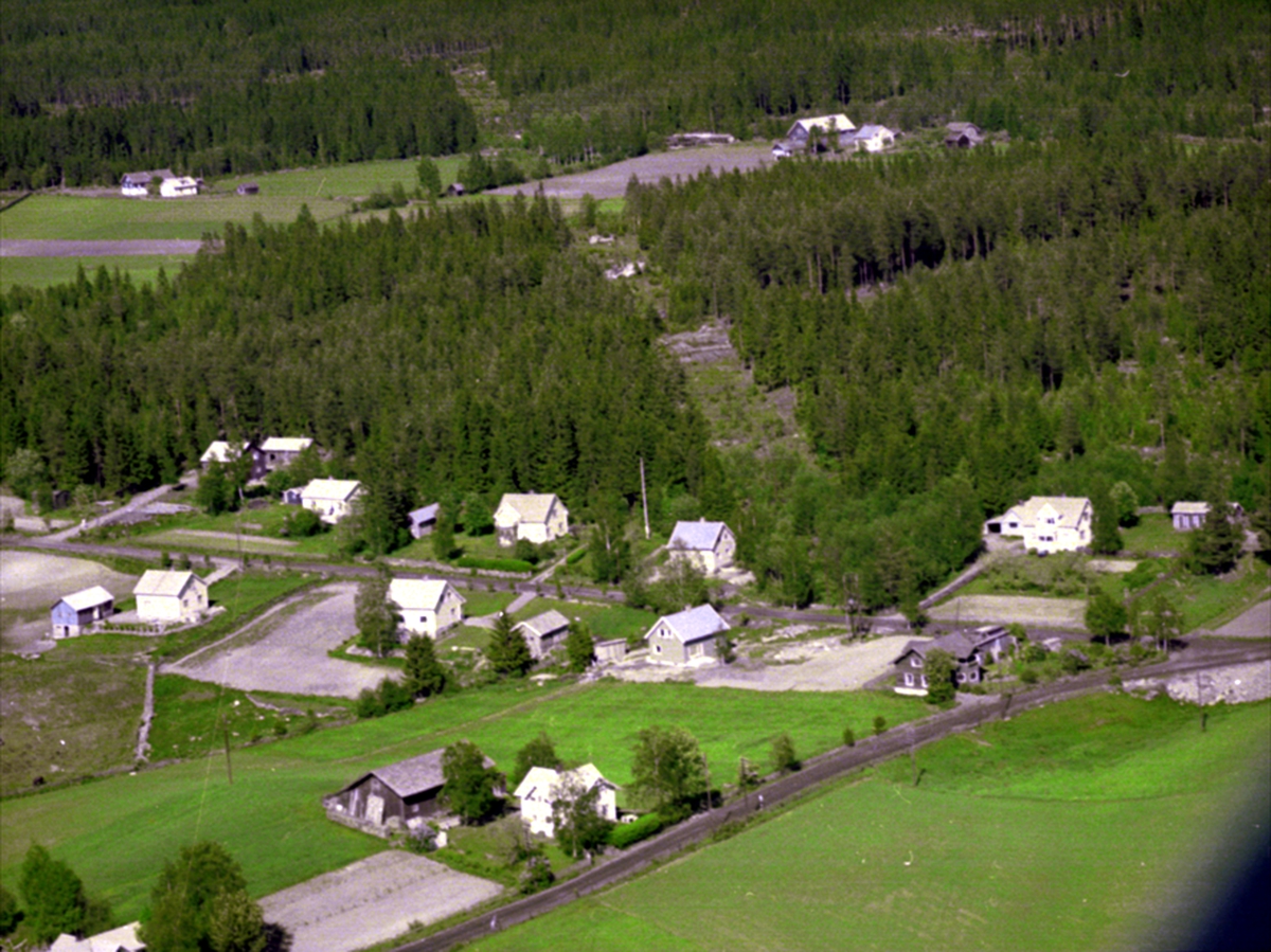 Widerøes Flyveselskap A/S, FLYFOTO BOLIGHUSBEBYGGELSE, MÅGÅRDVEGEN, BAKKERUD