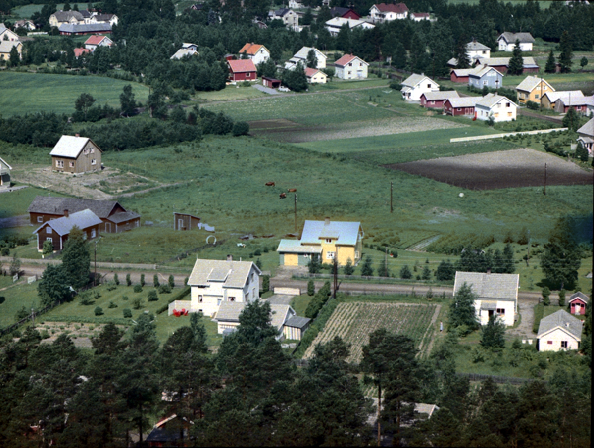 Widerøes Flyveselskap A/S, FLYFOTO HEIMTUN, BOLIGBEBYGGELSE ILSENG