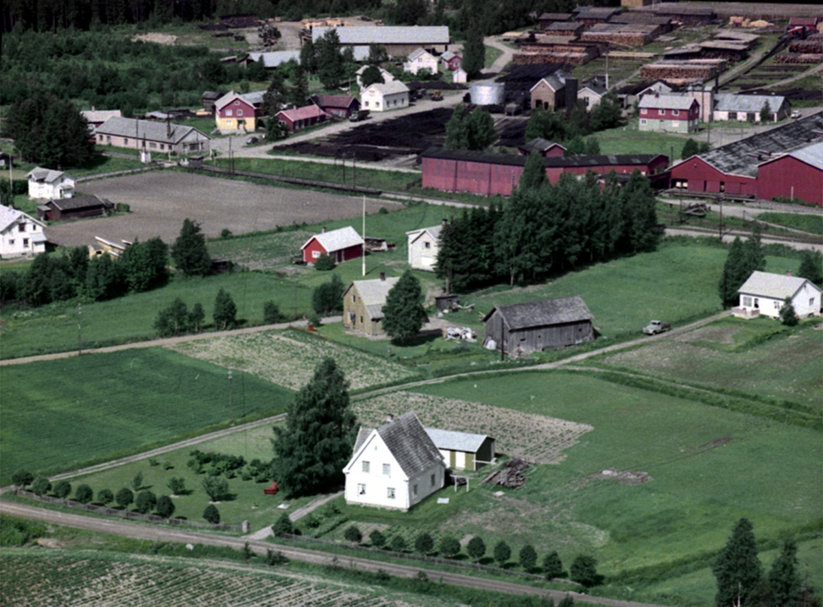 Widerøes Flyveselskap A/S, FLYFOTO KORSLUND, ILSENG