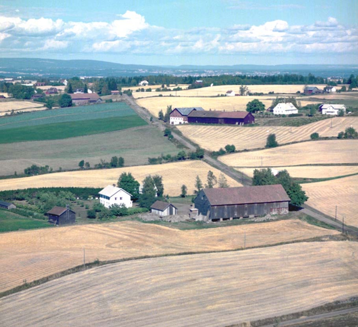 Widerøes Flyveselskap A/S, FLYFOTO GJERMSTAD NORDRE, HJERMSTAD, STANGE