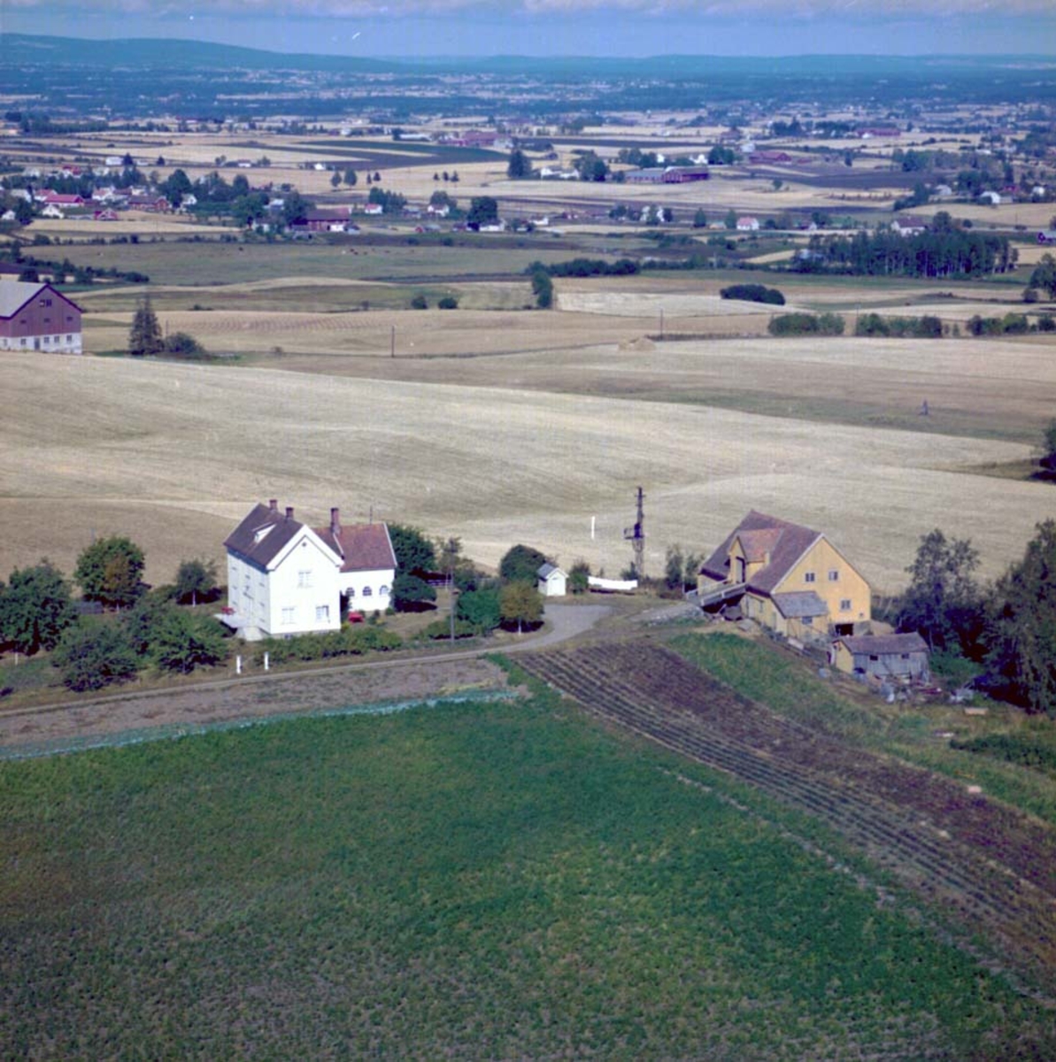Widerøes Flyveselskap A/S, FLYFOTO HILLSTAD, STANGE