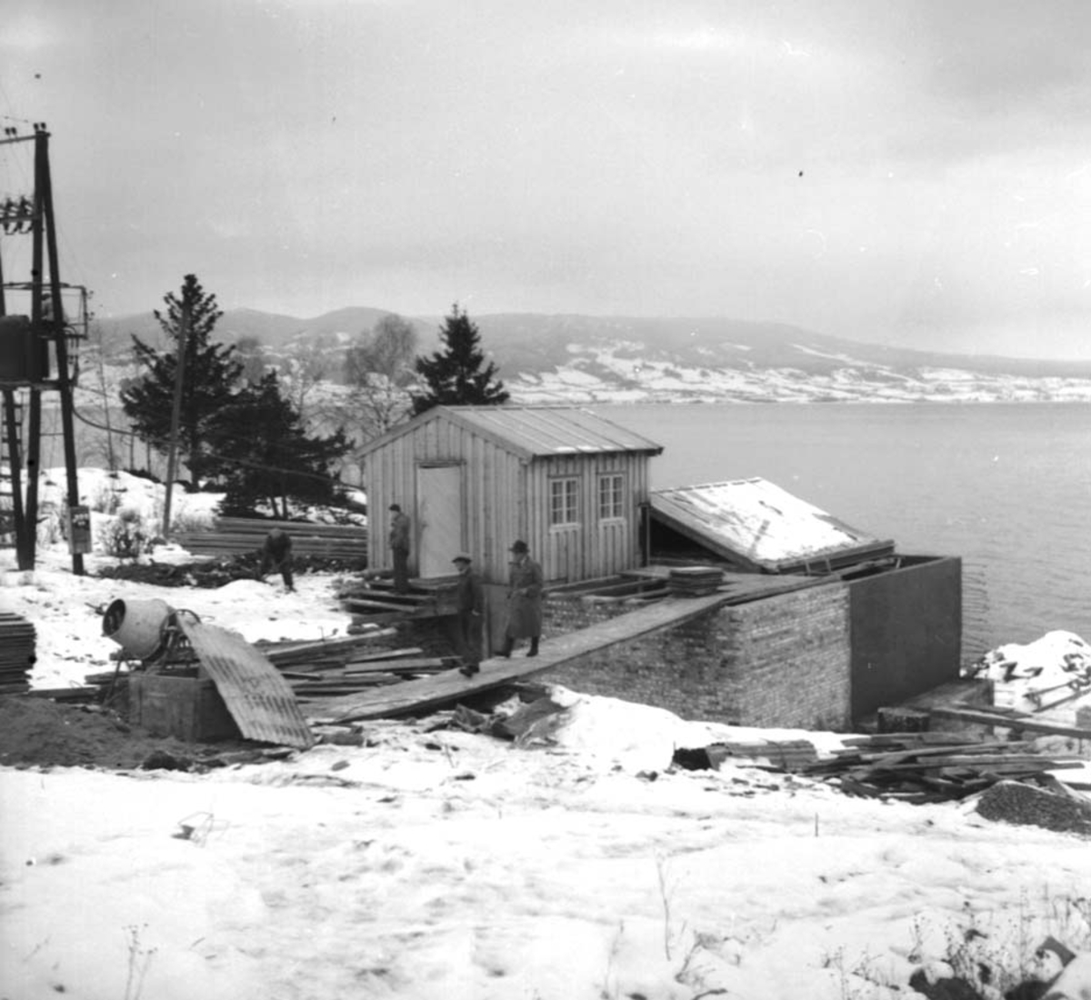 Anno Domkirkeodden, STANGE KOMMUNE, VANNVERKET, PUMPESTASJON, EKSTR: FRANGSTUA, FRANGSTØEN, VINTER