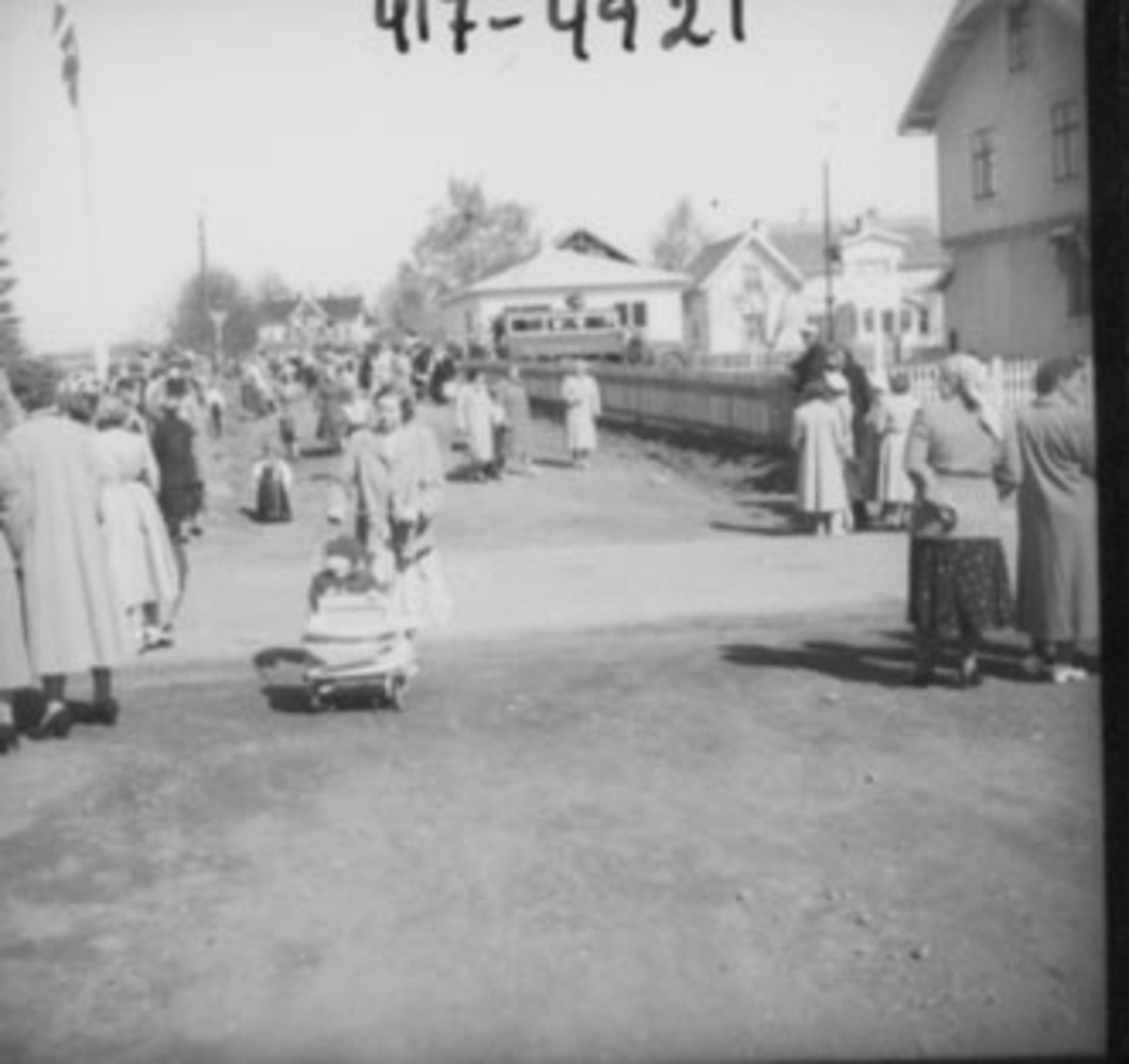 Anno Domkirkeodden, 17 MAI, MYE FOLK, SKOLEGATA. ,