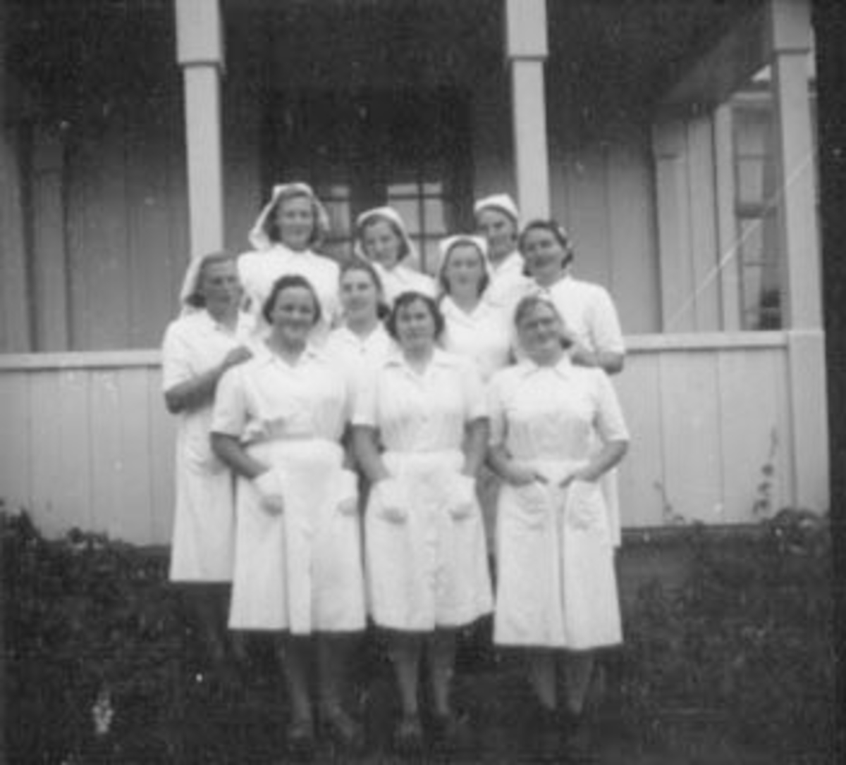 Anno Domkirkeodden, GRUPPE: 10 PRIMDUER, STANGE MEIERI, JAKOBSEN, LIV, TEMMEN, VESLA, DANIELSEN, ASTRID, VETRHUS, KARI, SHINE, ELI, , SVEEN, RAGNA, , FLITTI, ANNA, KVEIM, KARI, INDSETH, MÅLFRID, HOVDE, MAGRIT, HANSEN, ELSE, ROEGGER, JARL, PAULSEN, MARGRETHE,