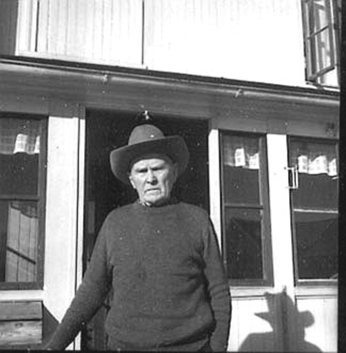 Anno Domkirkeodden, PORTRETT: SINNERUD, PETER ? STANGE