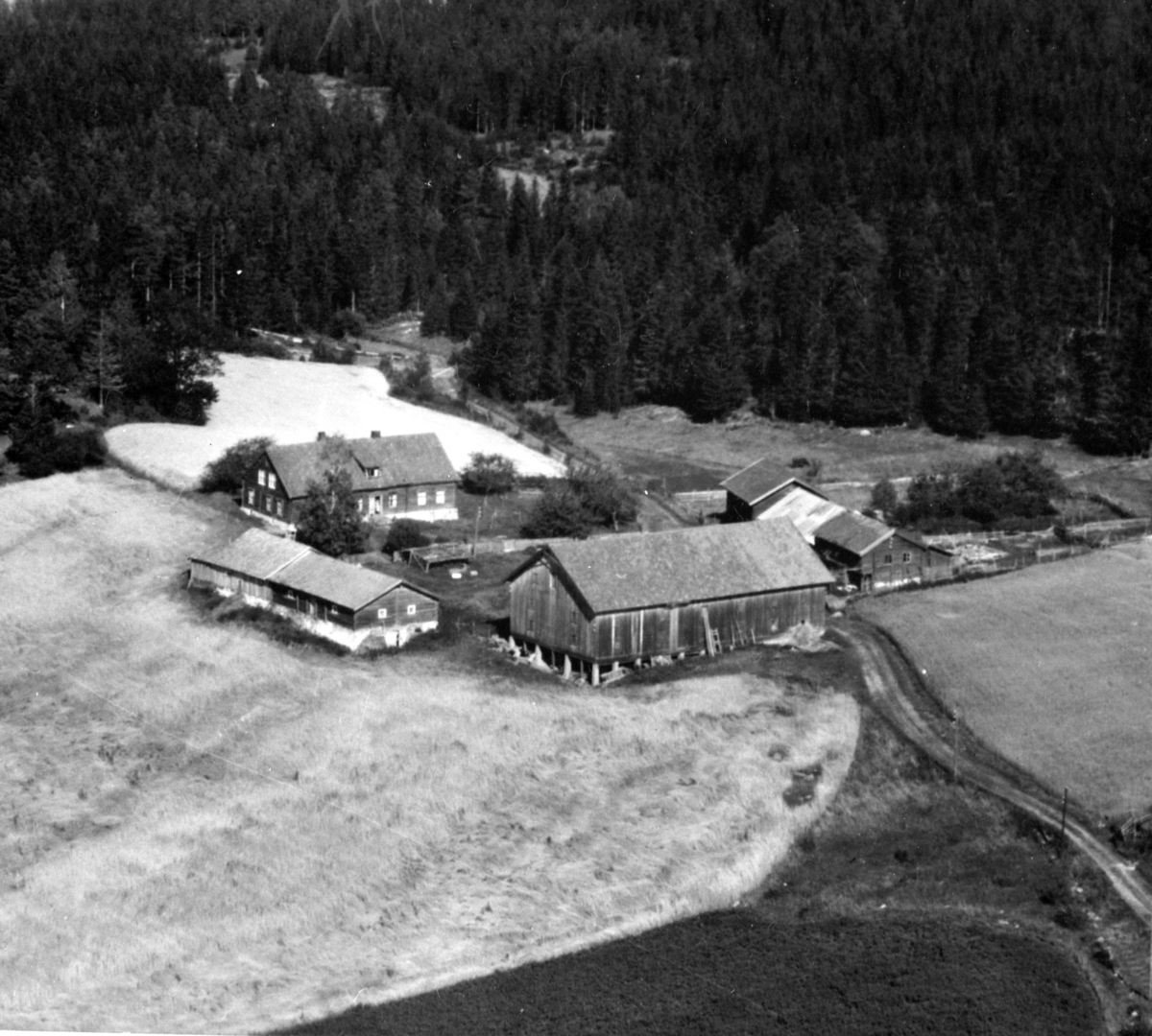 Normann Helger, FLYFOTO, VITBERG GÅRD, HVITBERG