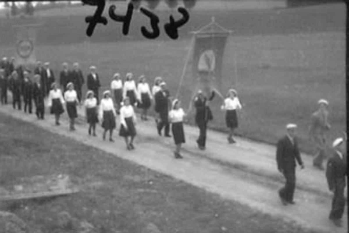 Anno Domkirkeodden, SANGERSTEVNE, OPPMARSJ