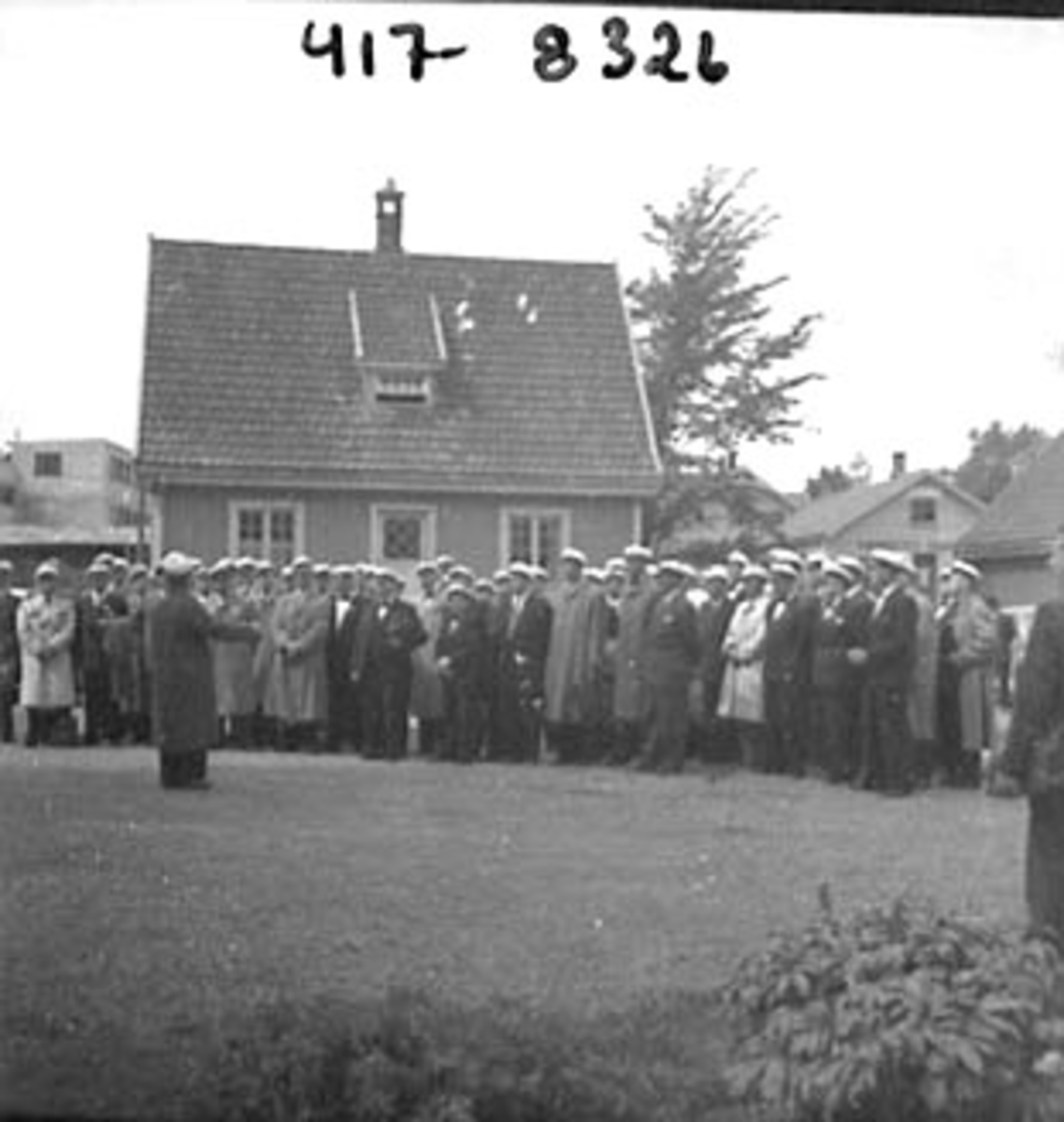 Anno Domkirkeodden, SANGERSTEVNE I PINSEN 1953, KOR OPPSTILT BAK TINGVOLL