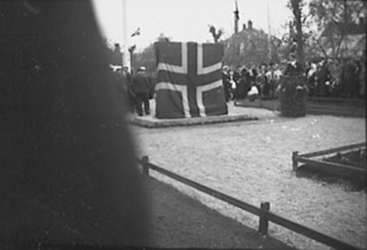 Anno Domkirkeodden, AVDUKING AV BAUTA OVER DE FALNE UNDER KRIGEN I STANGEBYEN.