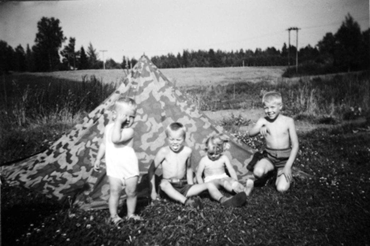 Anno Domkirkeodden, "TELTTUR" F. V. VIDAR SVEEN, MONA SVEEN, , TORSTEIN SVEEEN, ERLING HEGGELUND, HEGGELUND I STANGE.