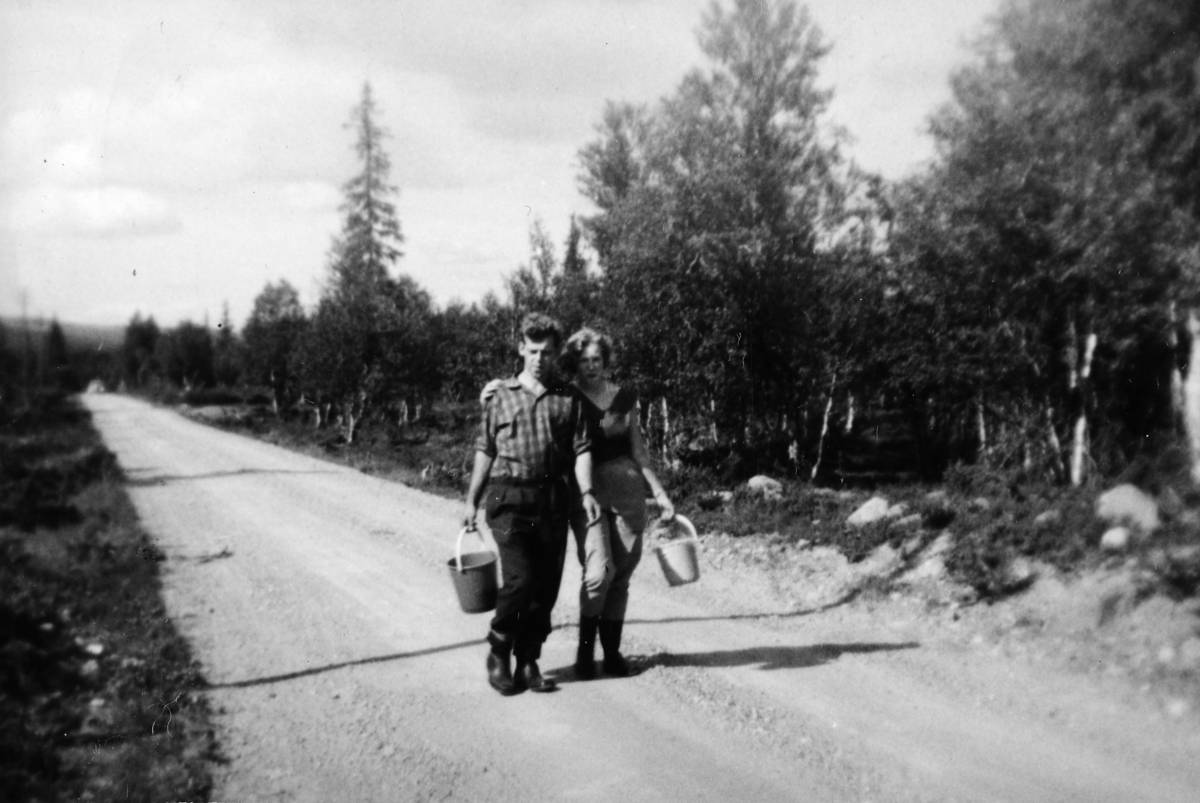 Ukjent, Multetur i Trysil. Egil Reinhartsen og Oddrun Reinhartsen fra Vallset