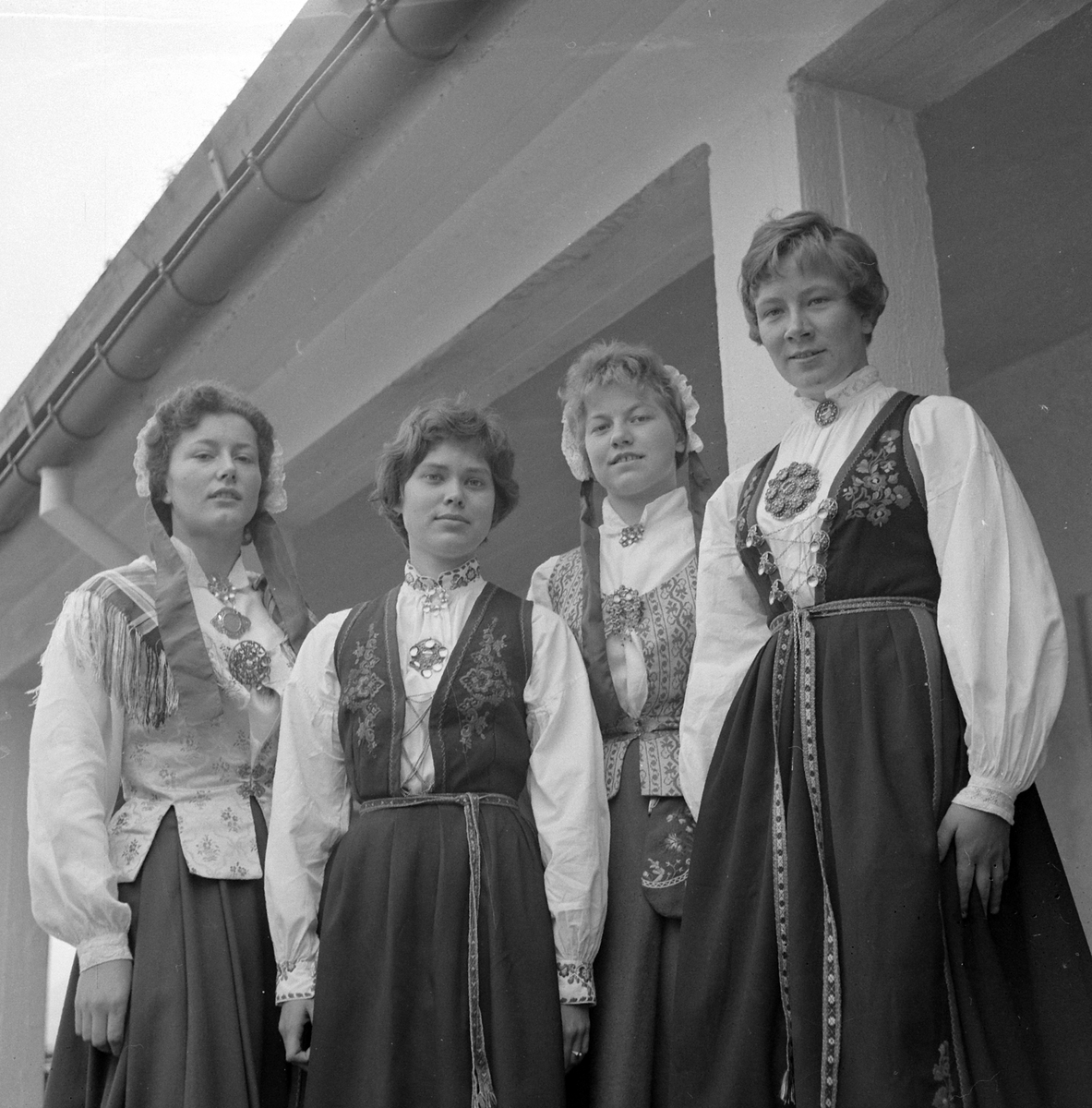 Adolf Skjegstad, ASK-03116