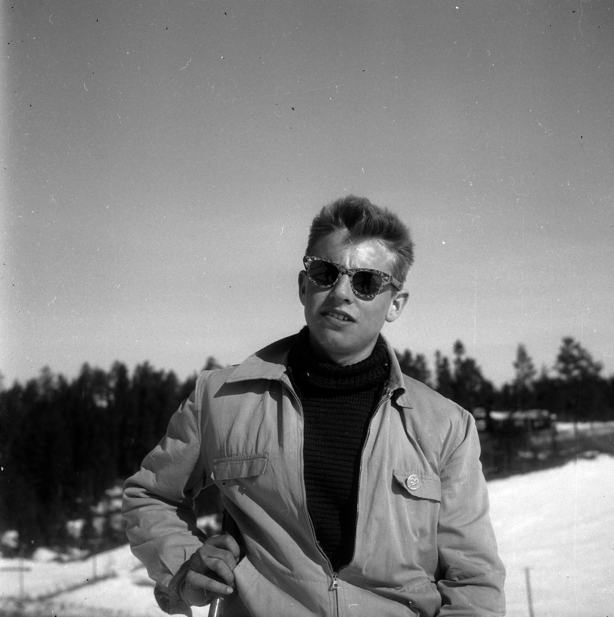 Adolf Skjegstad, ASK-04044