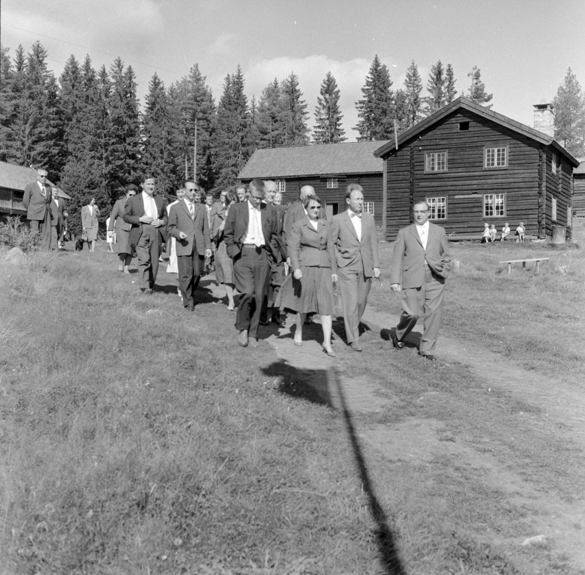 Adolf Skjegstad, ASK-04350
