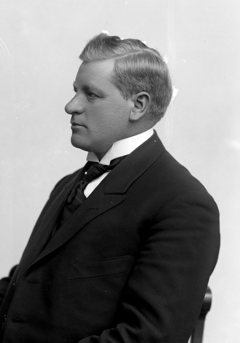 Christian Grundseth, DÆHLIE G. , HALVFIG. , 26574