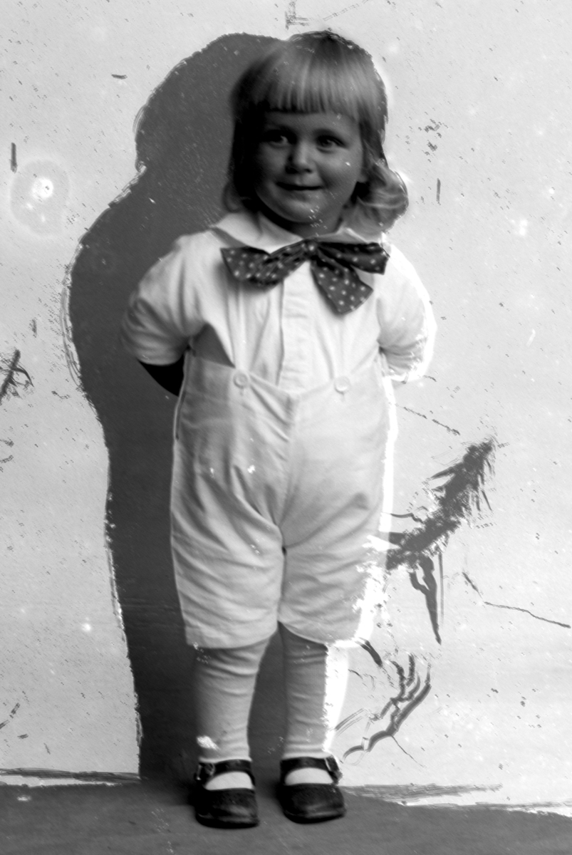Christian Grundseth, PLATOU MURSTAD, LITEN GUTT, HELFIG. , 19005