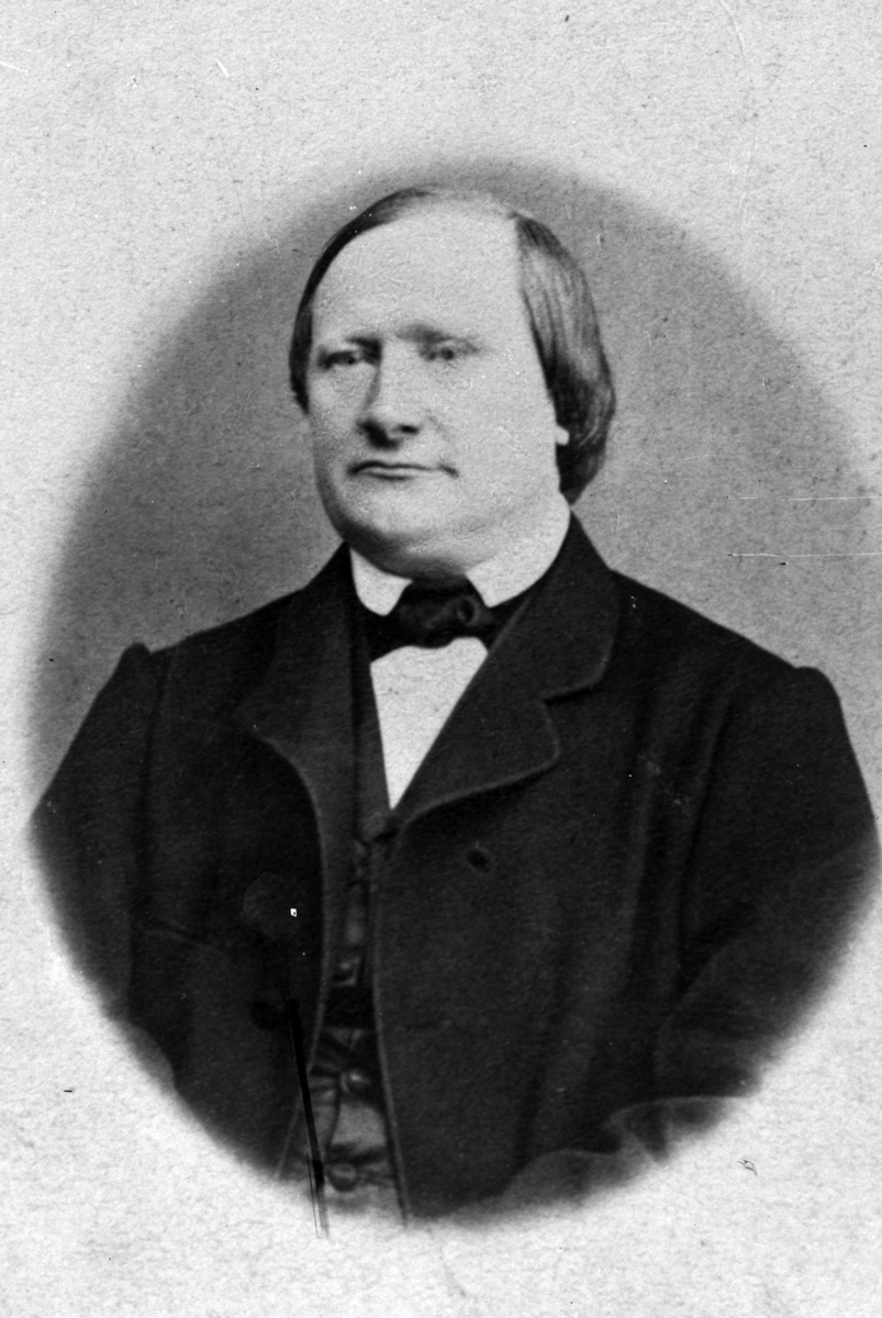 Christian Grundseth, SANDVIK KNUT, REPRO: MANN, "BARSTAD", 26721