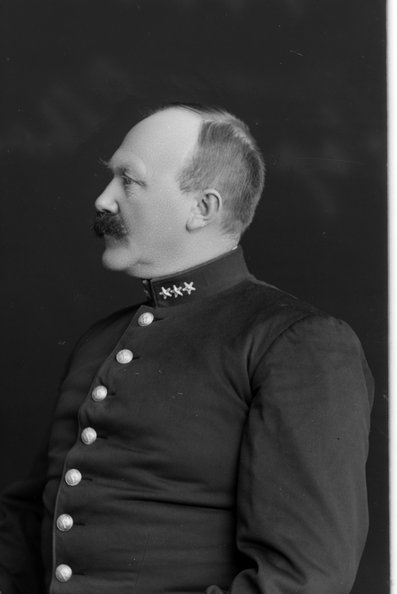 Christian Grundseth, SOLBRAA KAPTEIN, HALVFIG. , UNIFORM, 15850