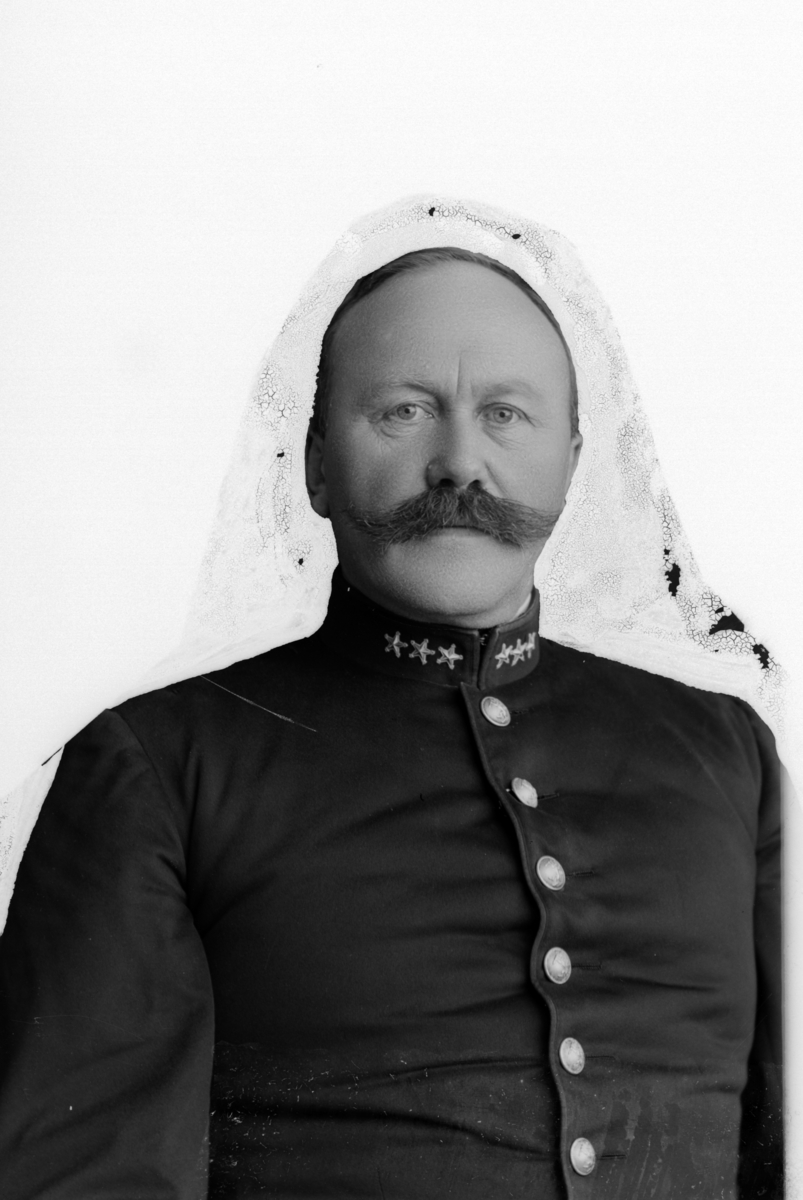 Christian Grundseth, SOLBRAA KAPTEIN, HALVFIG. , UNIFORM, 15850