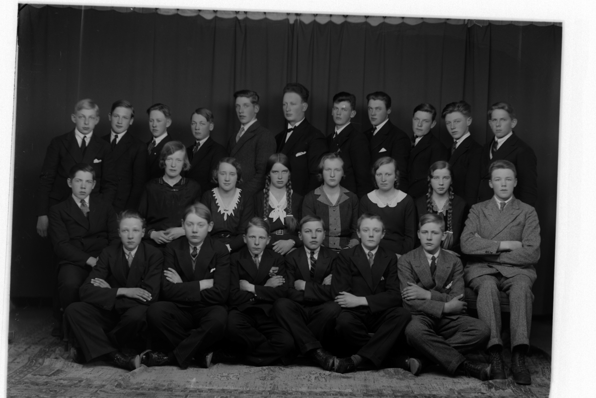 Christian Grundseth, NES FORTSETTELSESSKOLE, GR: 25, UKJENTE ELEVER 1932.
