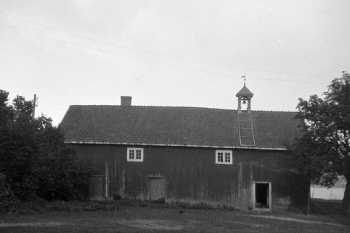 Toralv Bleken-Nilssen, KVARBERG. RINGS. DRENGESTUE. EKSTR. MATKLOKKE.