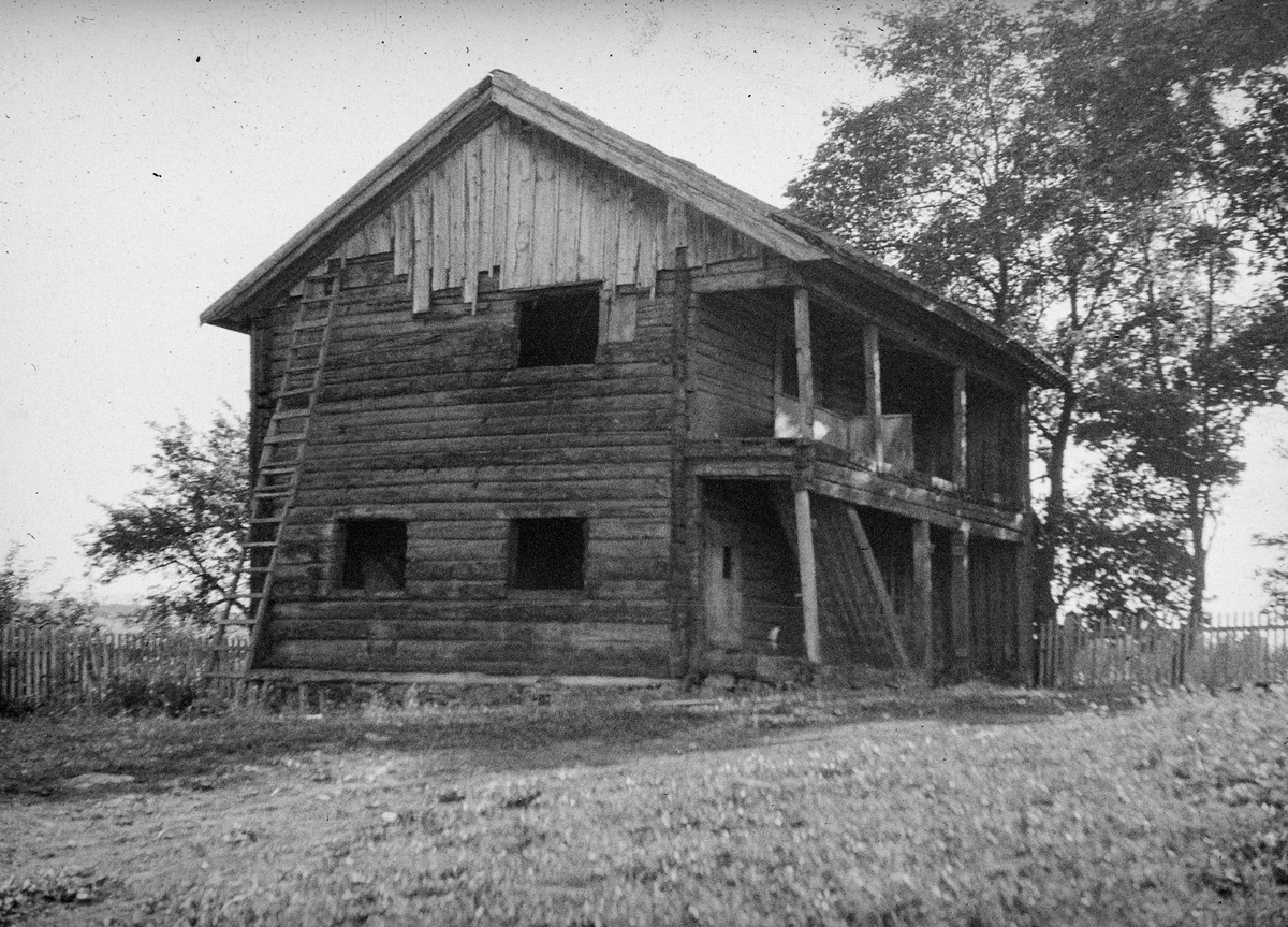 Toralv Bleken-Nilssen, FROGNERBYGNINGEN. HDH. 22. EKSTR. UNDER RIVING.