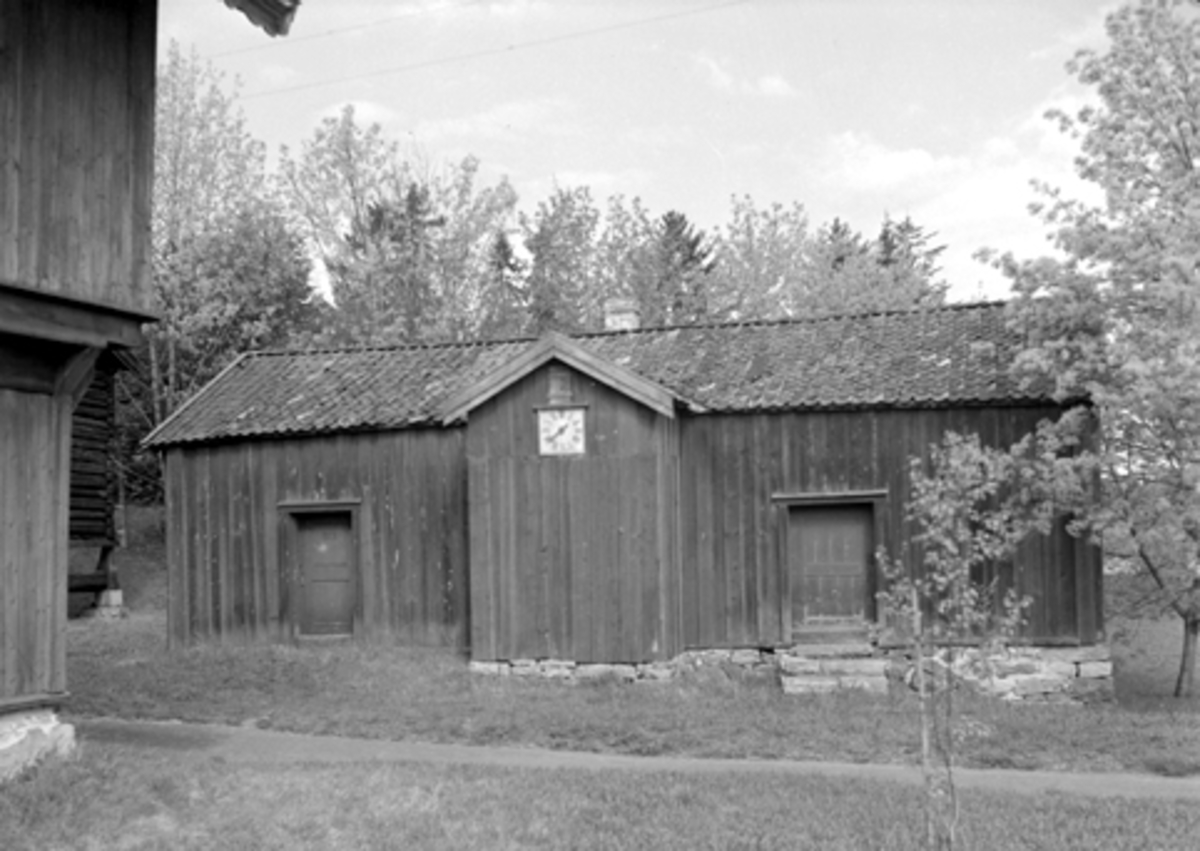 Anno Domkirkeodden, HDH. 17. BORGSTUA. EKSTR. VANG PRESTEGARD. FRONT.
