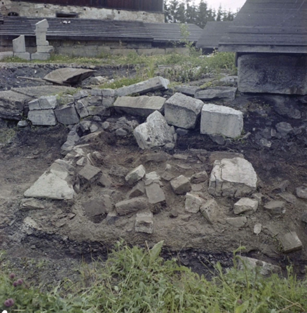 Normann Fotoatelier, HAMARKAUPANGEN, BORGGÅRDEN, HKR. 300, ARKEOLOGI, UTGRAVING BISPEBORGEN. FOTO: NORMANN, 30. 08. 1962. FOTO 255.