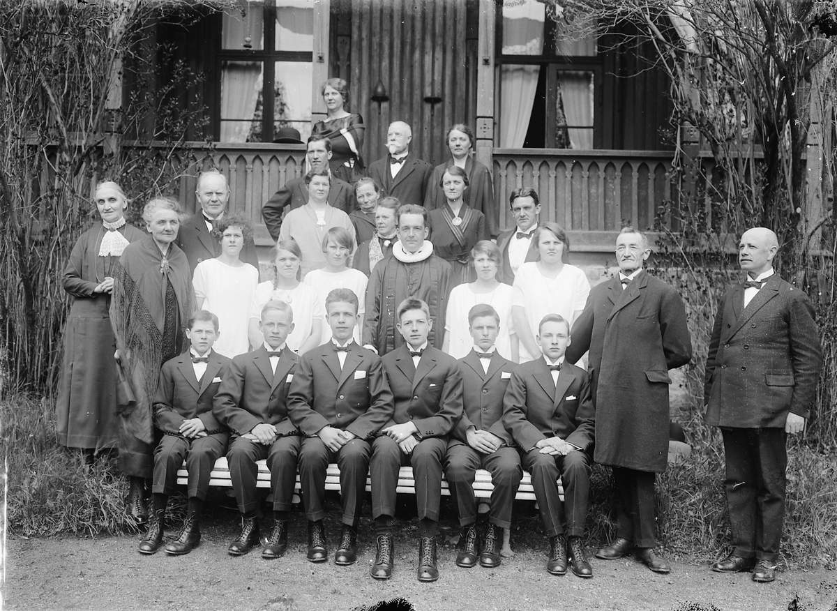 Oscar Løberg, GRUPPE KONFIRMANTER, GRUPPE 26, DØVESKOLEN ?, HAMAR