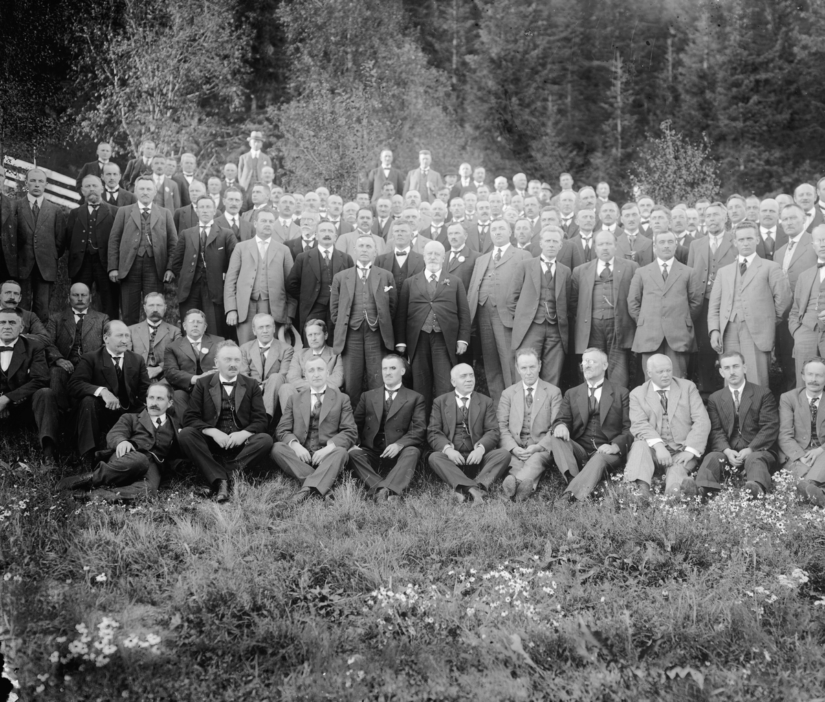 Oscar Løberg, Norges kjøbmandsforenings generalmøte på Høsbjør 1921. Kjøpmannsforening.