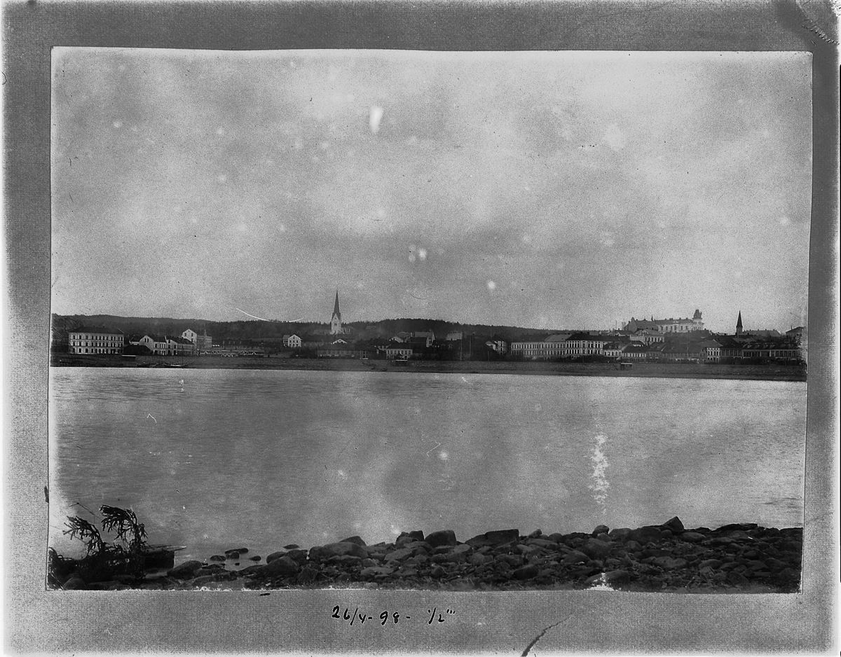 Johan Albert Steen, HAMAR SETT FRA TYVHOLMEN.