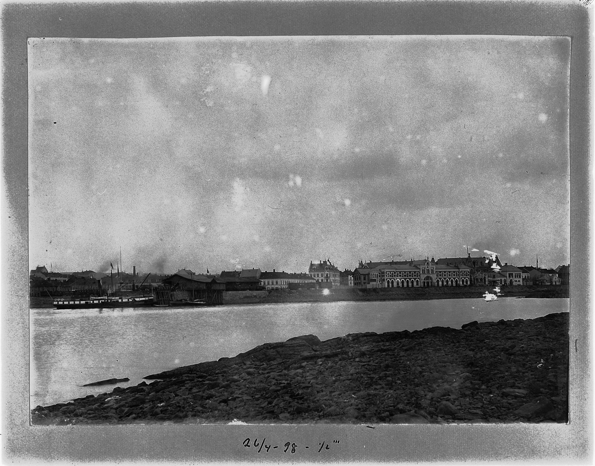 Johan Albert Steen, HAMAR BRYGGE. HAMAR STASJON. MJØSBÅT.