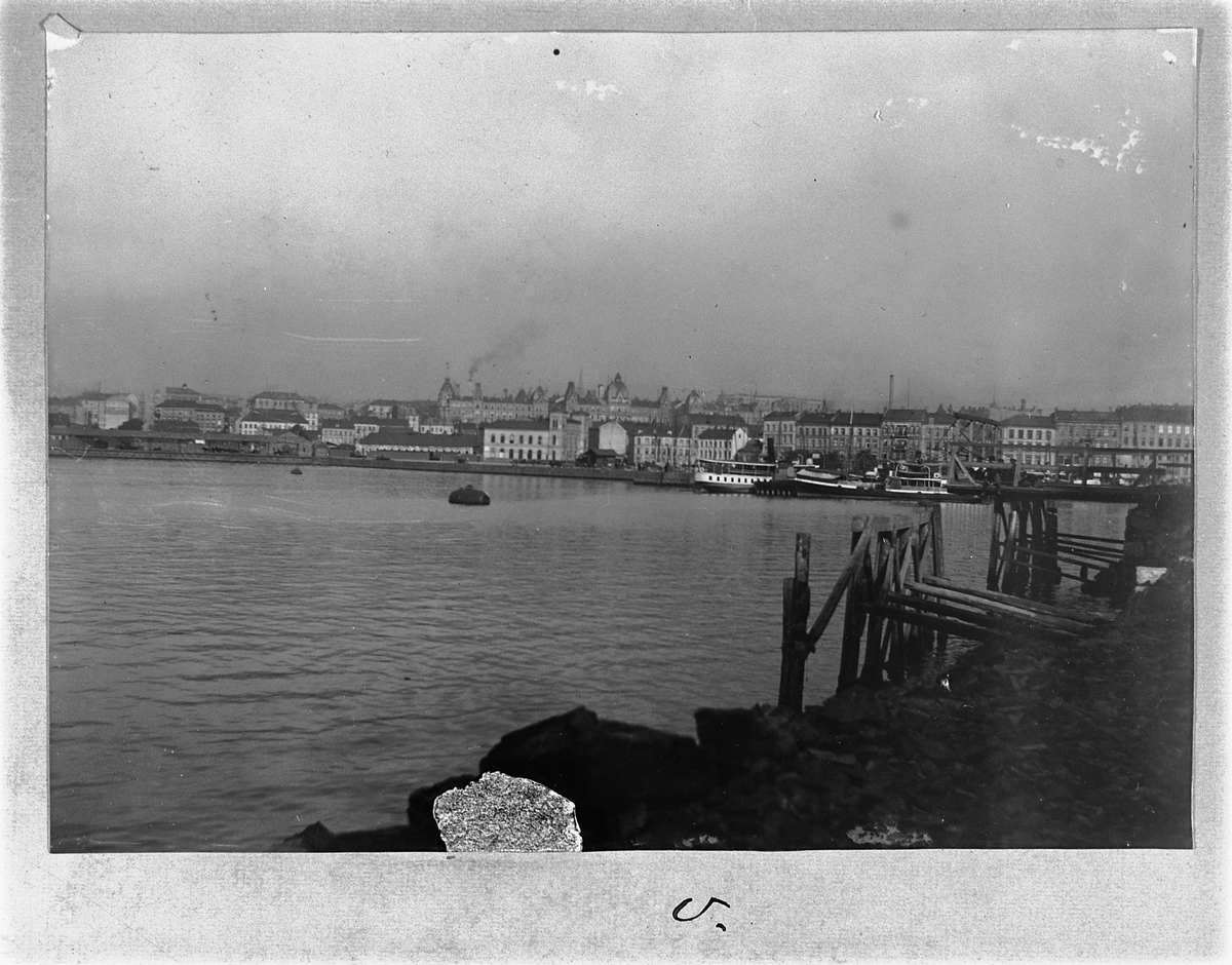 Johan Albert Steen, CHRISTIANIA, OSLO FRA SJØSIDEN.