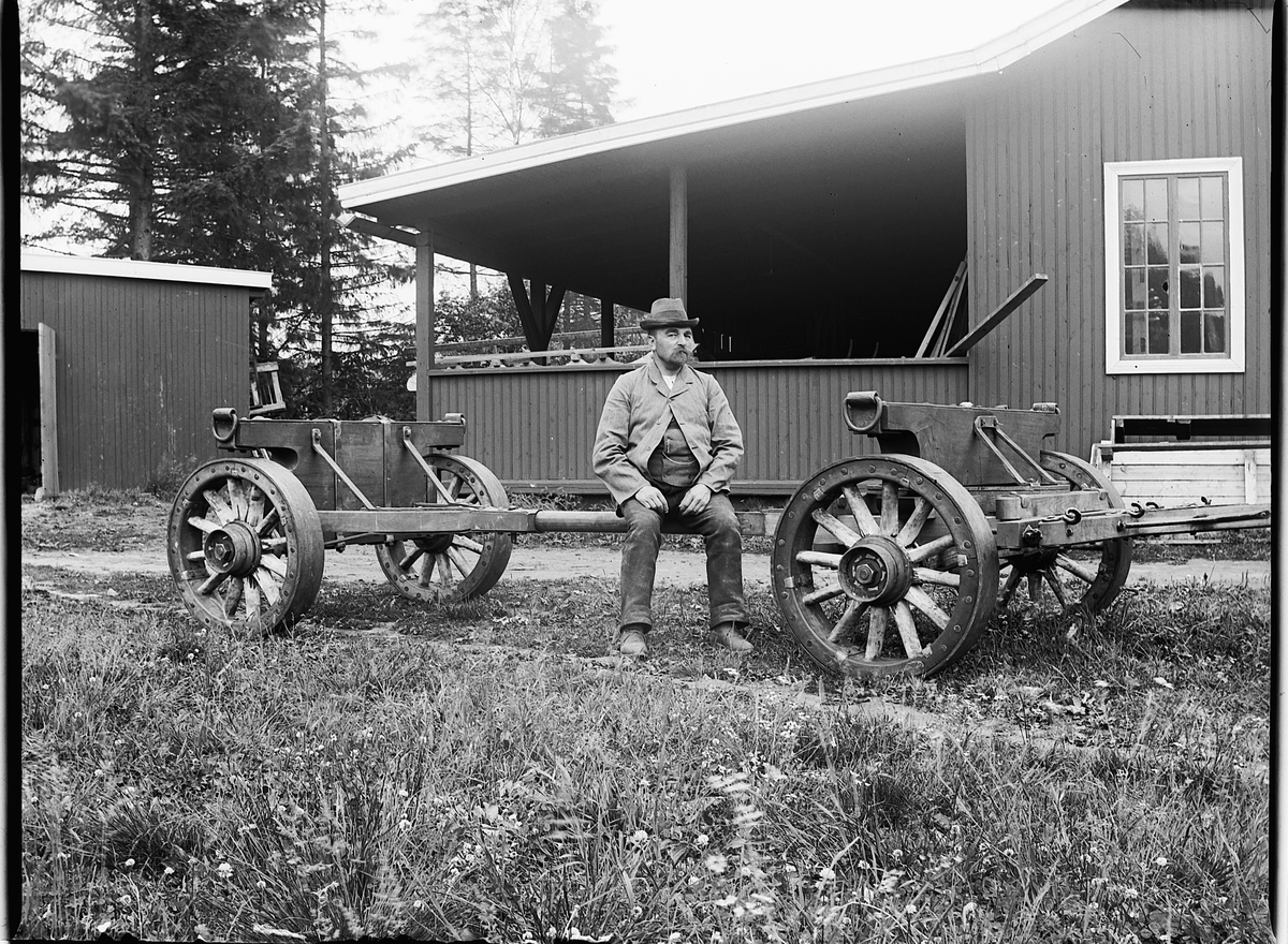 Ole Hansen Løken, TRANSPORTVOGN FOR HEST PRODUSERT VED MOELVEN BRUG.