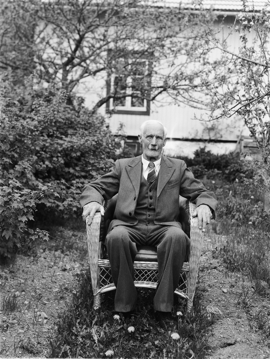 Håkon Prestkværn, MANN, TANGEN, 1947.