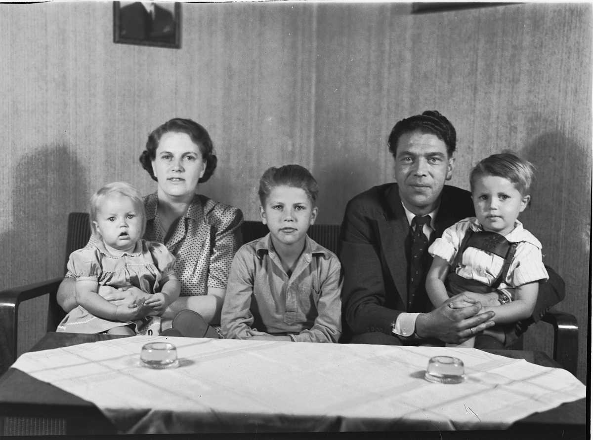 Håkon Prestkværn, FAMILIEGRUPPE 5, ØEN.