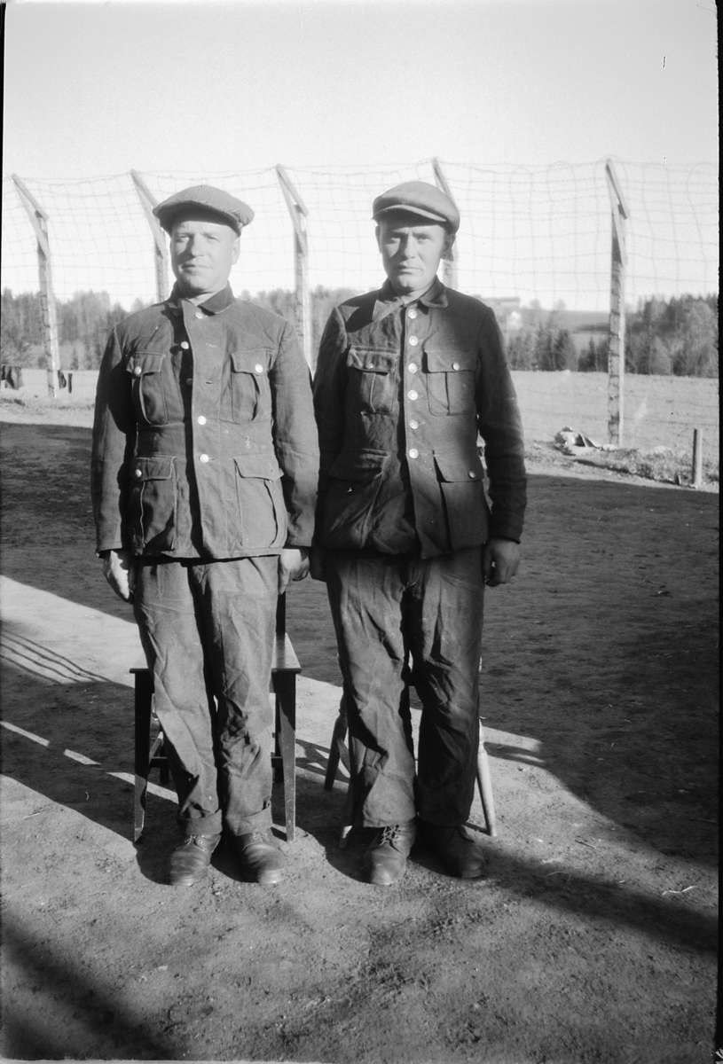 Håkon Prestkværn, RUSSISKE KRIGSFANGER, RINGSAKER UNGDOMSLOKALE, 1944-1945.