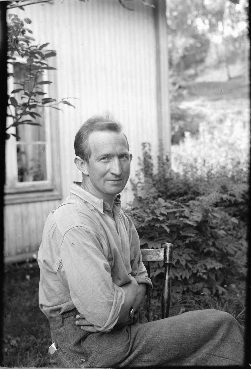 Håkon Prestkværn, Ukjent mann i hagen.
