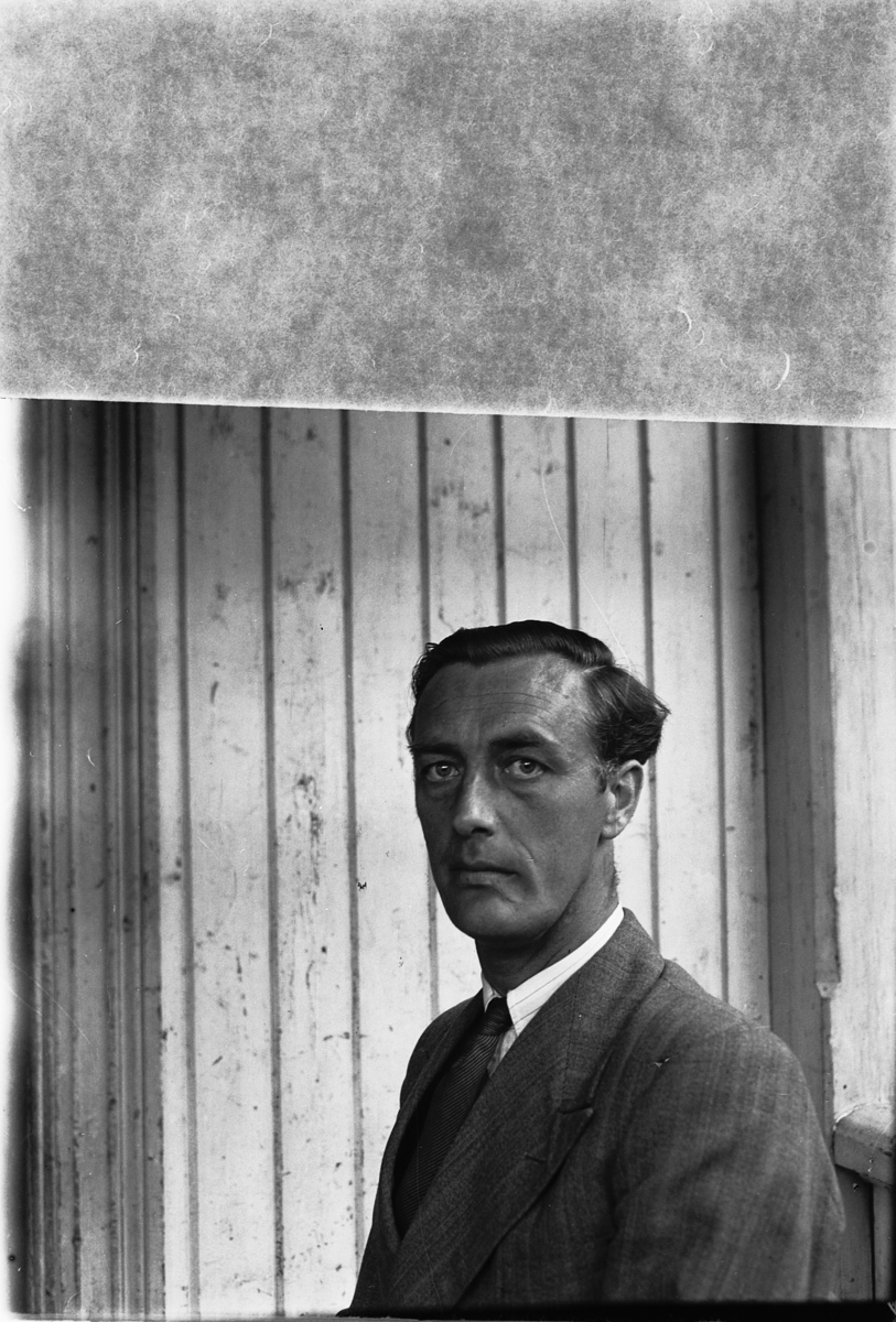 Håkon Prestkværn, Ukjent mann.