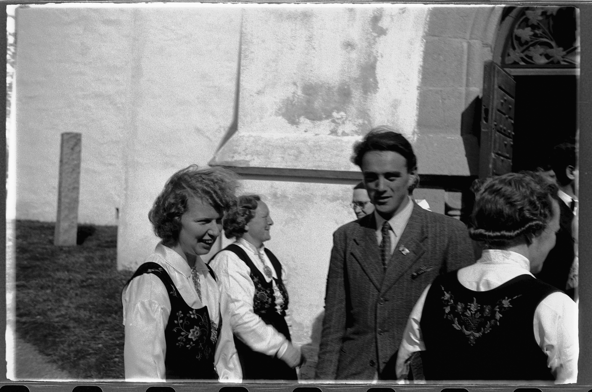Håkon Prestkværn, BRYLLUP, FURNES KIRKE.