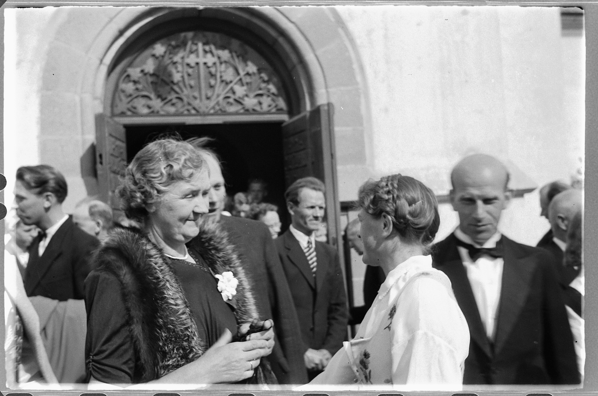 Håkon Prestkværn, BRYLLUP, FURNES KIRKE.