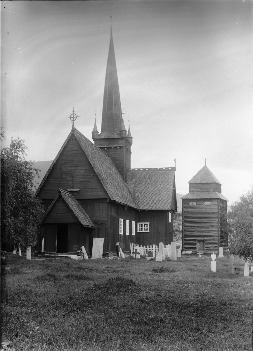 Kristoffer Horne, VAAGE KIRKE, Vågå kirke i Oppland.
