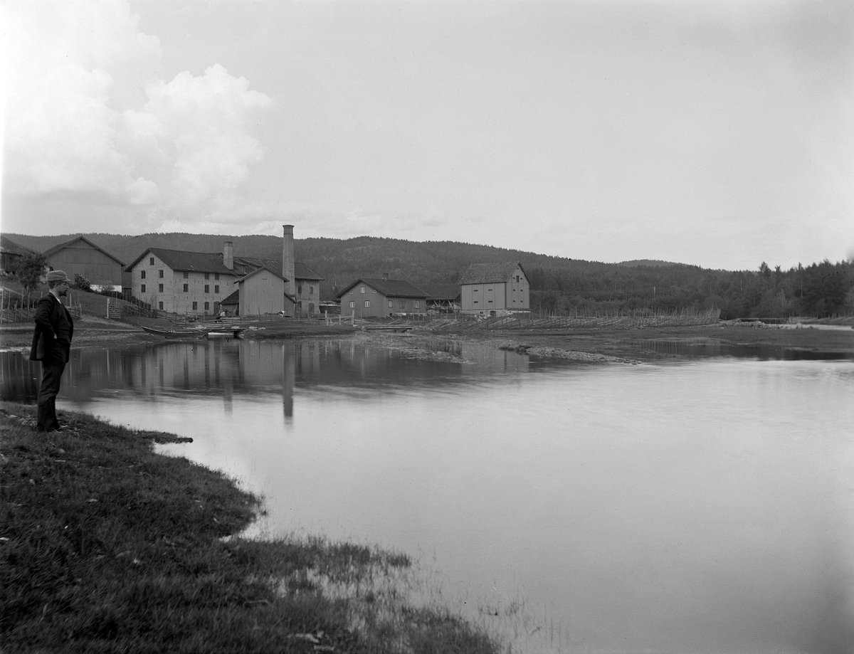 Kristoffer Horne, STRAND BRÆNDERI, MOELV, ETABLERT 1843.
