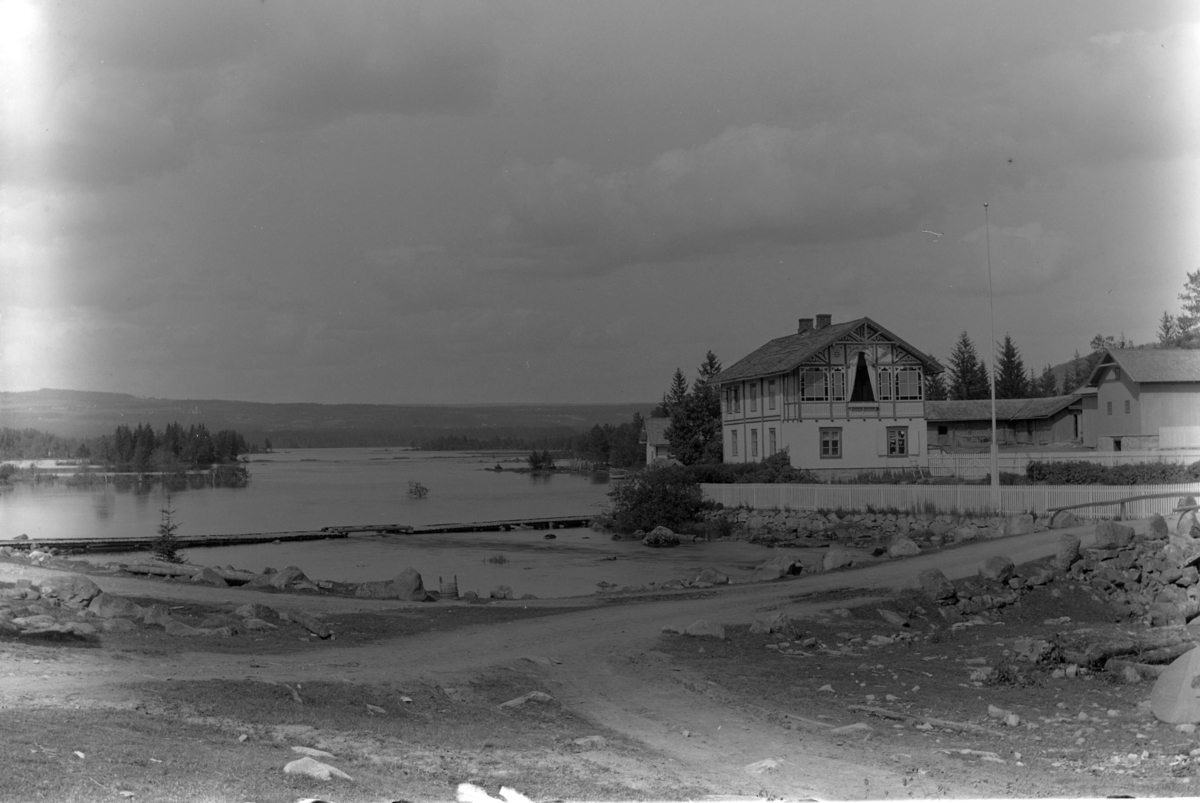 Ole Hansen Løken, FAGERNES LANDHANDLERI I NÆROSET, NÆRA, Ringsaker.