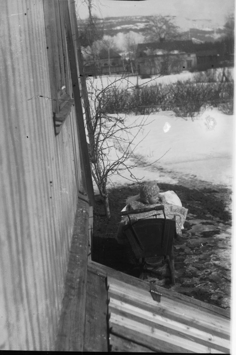Hans Emil Erichsen, Ukjent barn i komse.