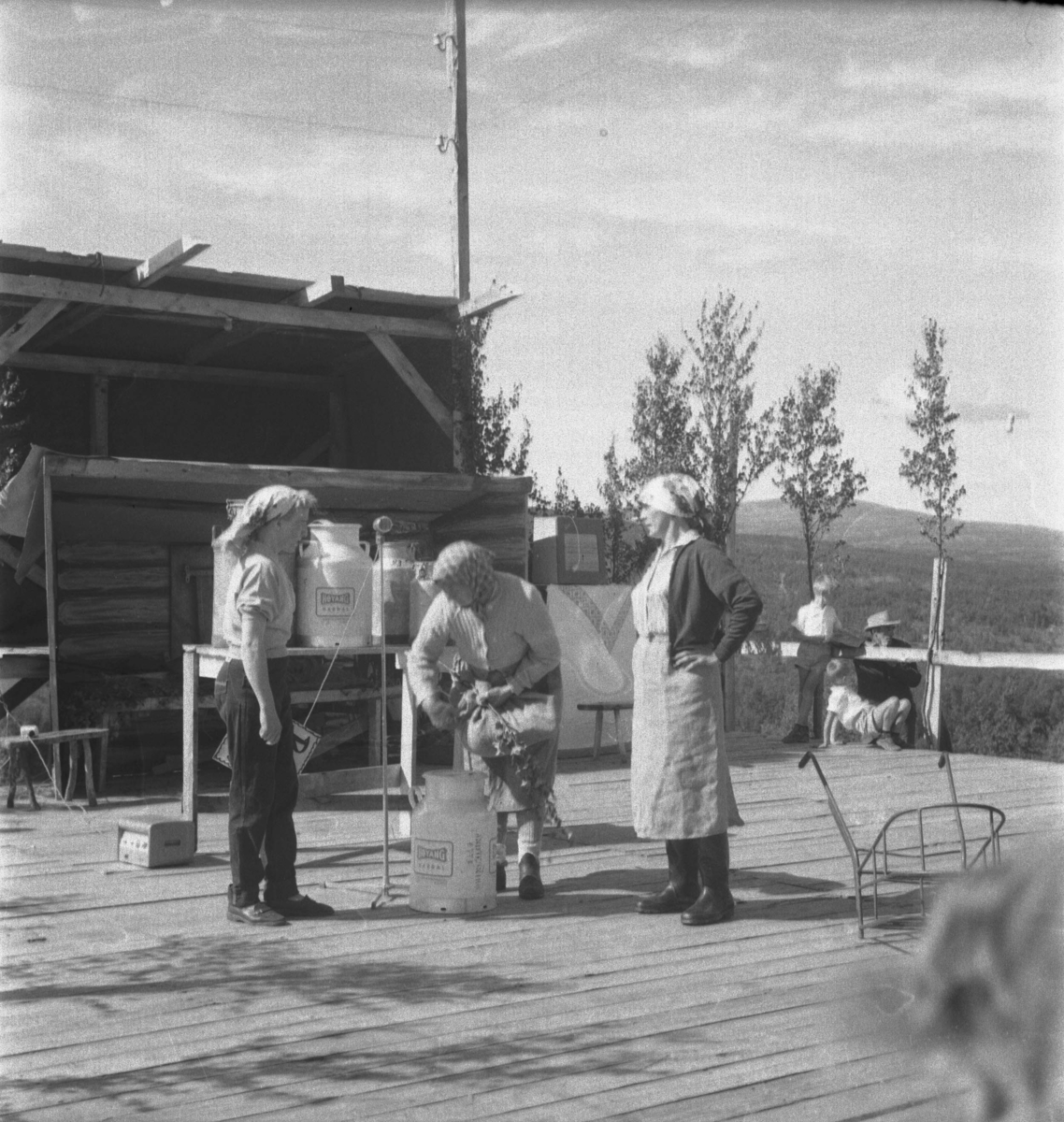 Per Magne Grue, Os, Dalsbygda, Kjurrudalstevnet, Scene, Opptreden, Teater