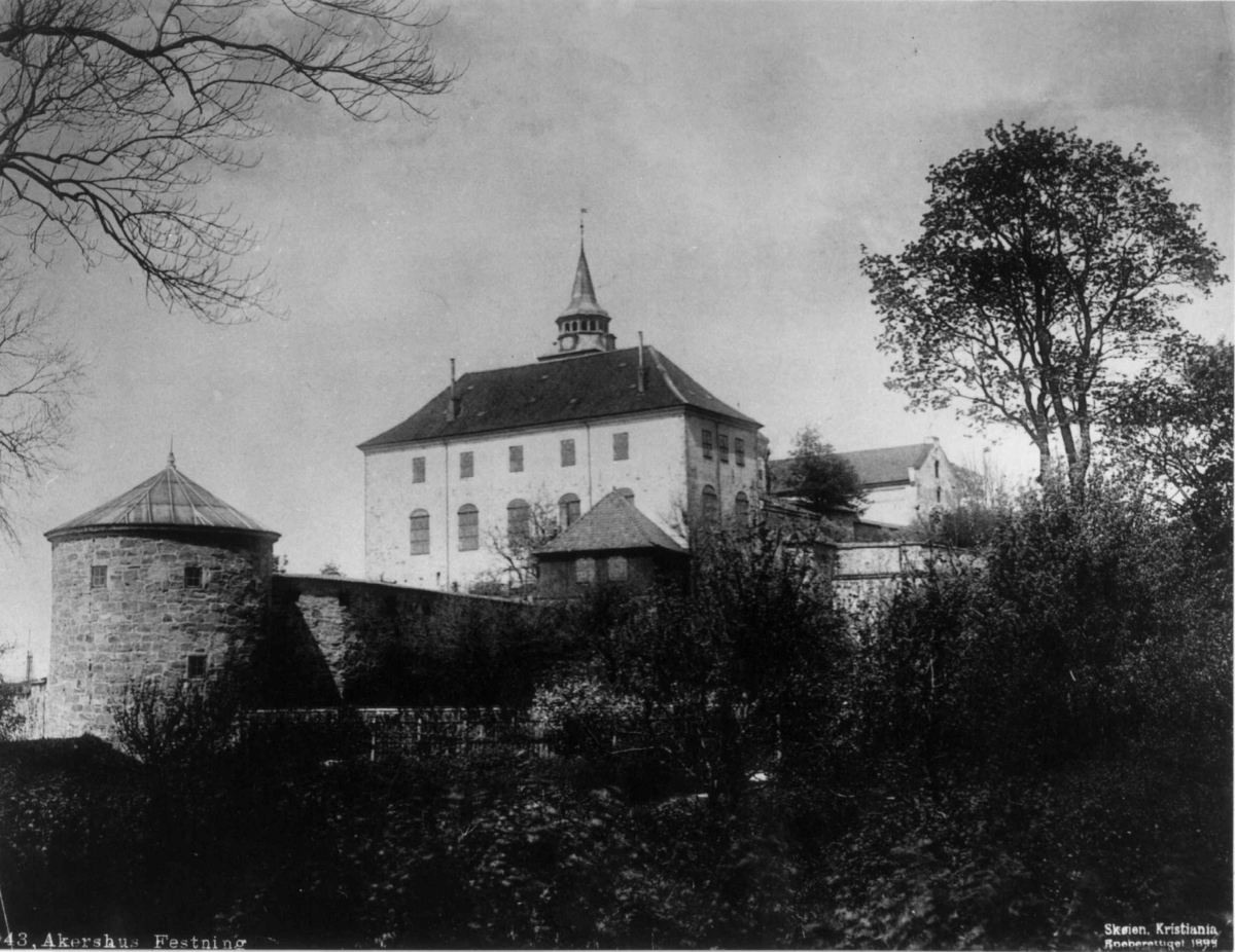 Marthinius Skøien, Akershus slott og festning, Oslo.