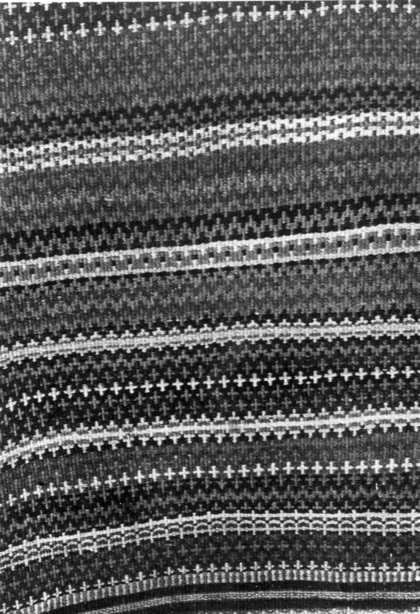 Anna Grostøl, Iveland, Vest-Agder 1941. Teppe, detalj av krokbragd.